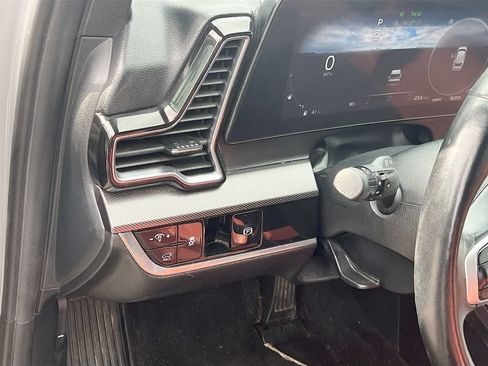 Used 2024 Kia Sportage SX FWD image 10