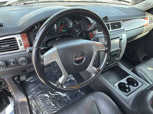 Used 2013 GMC Sierra 2500 SLT w/ SLT Convenience Package image 10