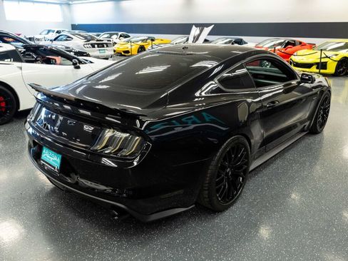 Used 2017 Ford Mustang GT Premium w/ GT Performance Package image 5