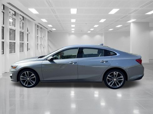 Used 2025 Chevrolet Malibu LT FWD image 5