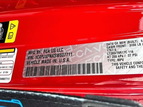 Used 2025 Jeep Wrangler Unlimited Rubicon AWD/4WD image 19