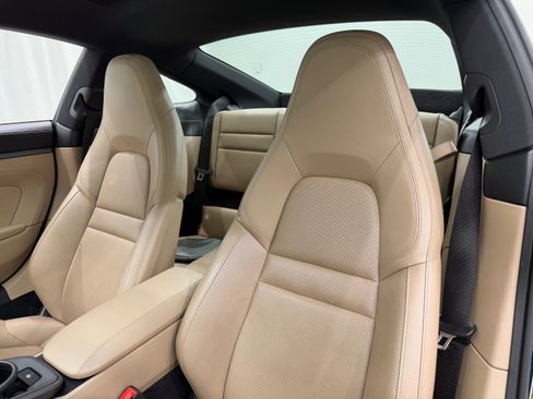 Certified 2021 Porsche 911 Carrera 4S image 30