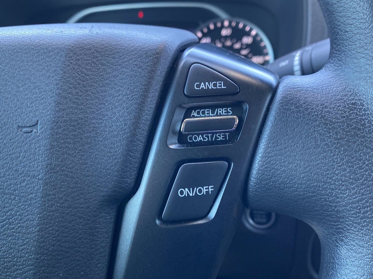 Used 2024 Nissan Frontier SV RWD image 19