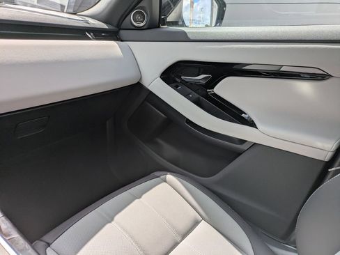 New 2026 Land Rover Range Rover Evoque Hoxton AWD/4WD image 19