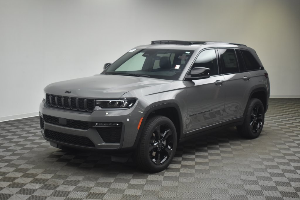 New 2027 Jeep Grand Cherokee Limited AWD/4WD image 15