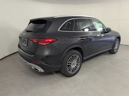 New 2026 Mercedes-Benz GLC 300 image 4