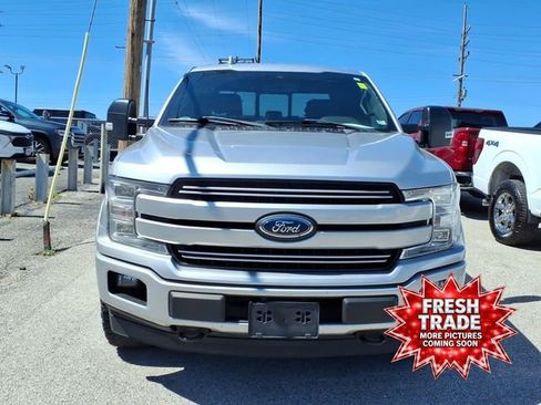 Used 2018 Ford F150 Lariat w/ Equipment Group 502A Luxury AWD/4WD image 3