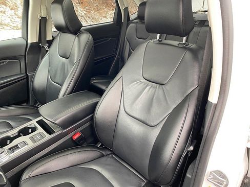 Used 2022 Ford Edge Titanium w/ Cargo Accessory Package image 24