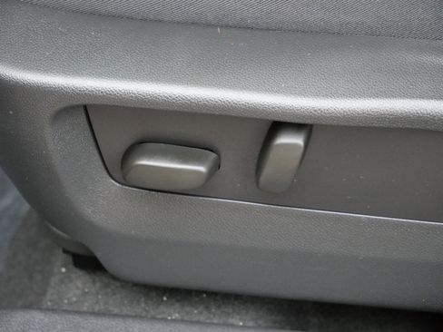 Used 2023 Buick Envision Essence image 20