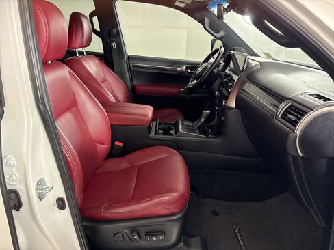 Used 2023 Lexus GX 460 Luxury image 47