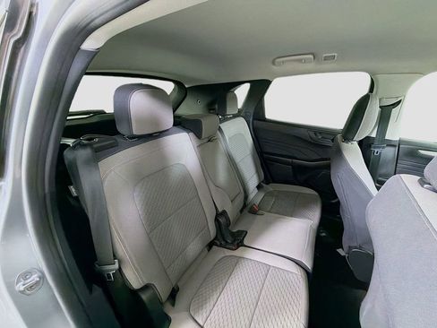 Used 2022 Ford Escape SE w/ Convenience Package image 26