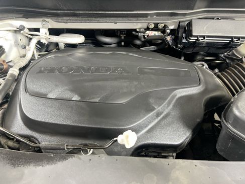 Used 2021 Honda Pilot Black Edition image 31