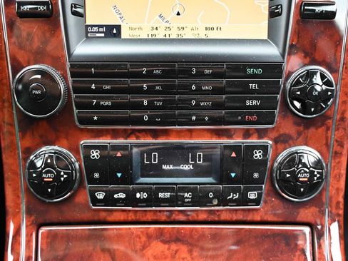Used 2005 Maybach 57 RWD image 19