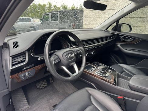 Used 2018 Audi Q7 3.0T Premium Plus w/ Premium Plus Package AWD/4WD image 5