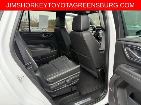 Used 2024 Chevrolet Tahoe Premier AWD/4WD image 27