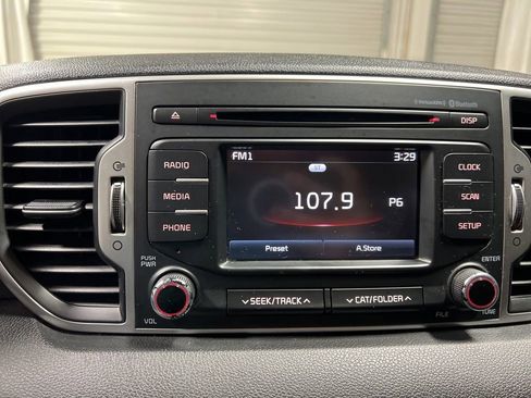Used 2017 Kia Sportage LX FWD image 30