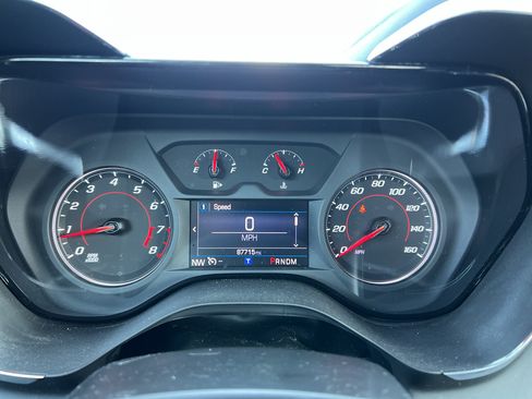 Used 2020 Chevrolet Camaro LT RWD image 13