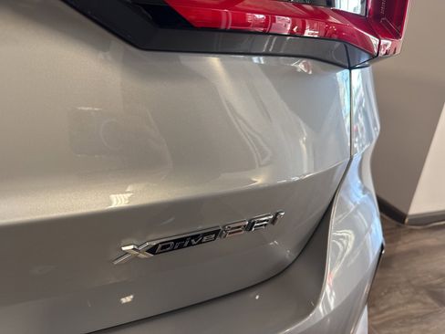 Used 2025 BMW X1 xDrive28i w/ Premium Package image 17