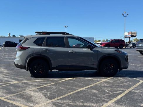 Used 2025 Nissan Rogue SV w/ Rock Creek Premium Package image 2