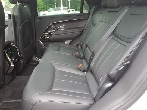 New 2026 Land Rover Range Rover Sport Dynamic SE AWD/4WD image 14