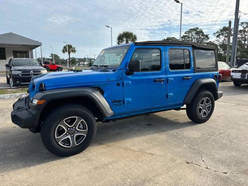 Certified 2021 Jeep Wrangler Unlimited Sport AWD/4WD image 7