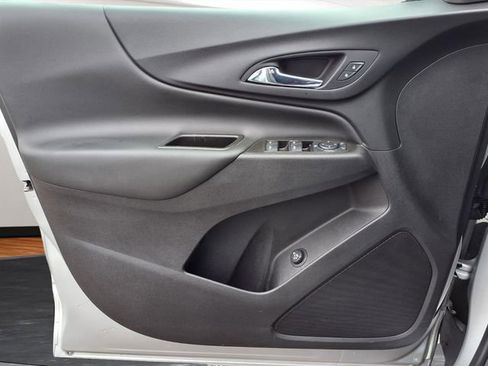 Certified 2021 Chevrolet Equinox LT image 17