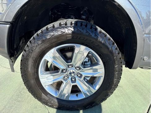 Used 2019 Ford F150 Platinum w/ Equipment Group 701A Luxury image 12