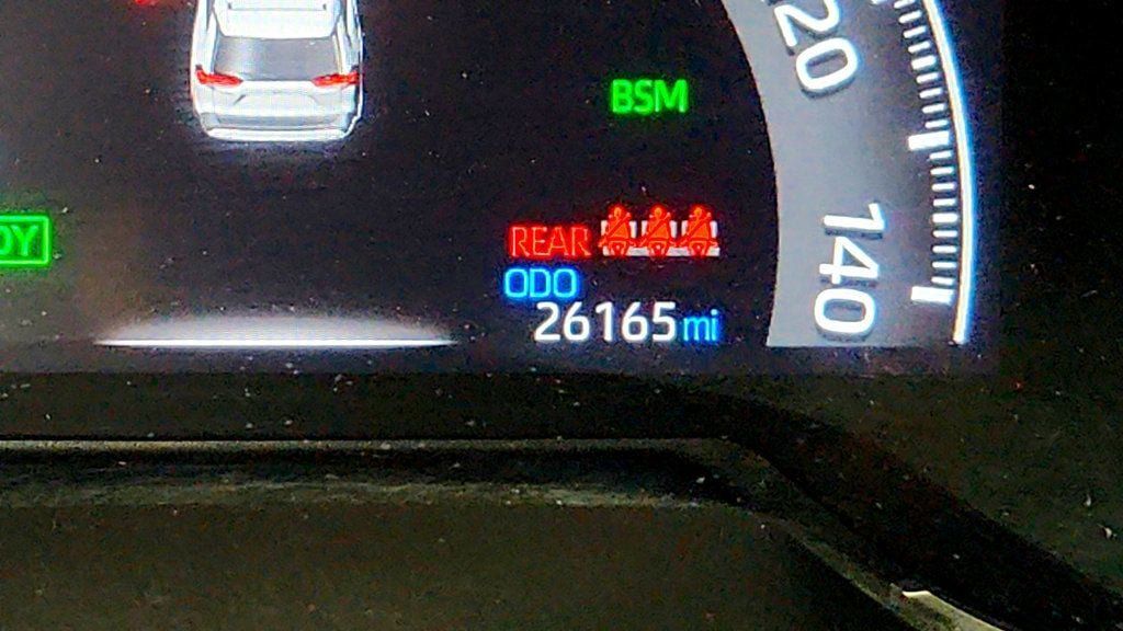 Used 2023 Toyota RAV4 SE w/ Convenience Package AWD/4WD image 16
