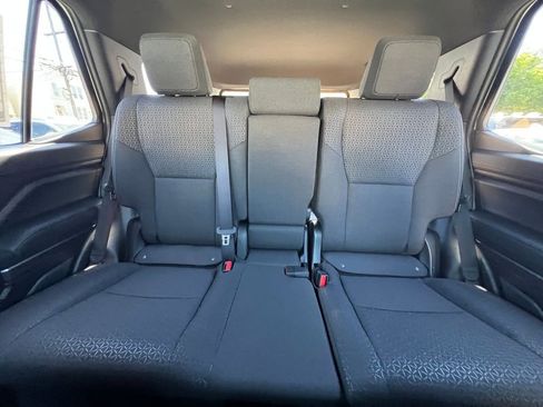New 2026 Toyota 4Runner SR5 AWD/4WD image 10