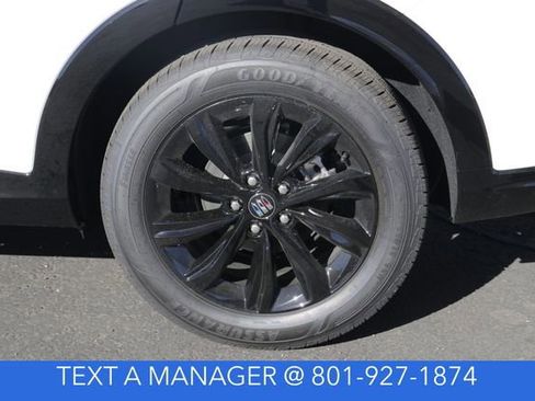 New 2026 Buick Envista Sport Touring w/ Convenience I Package FWD image 9