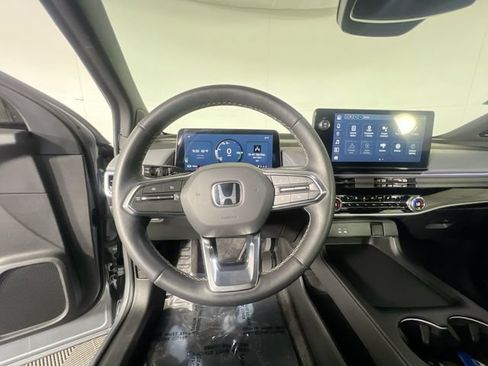 Used 2025 Honda Prologue Elite image 14