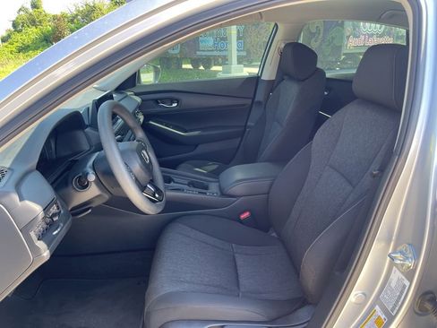 Used 2024 Honda Accord LX image 9