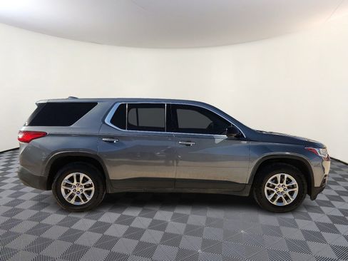 Used 2018 Chevrolet Traverse LS FWD image 5