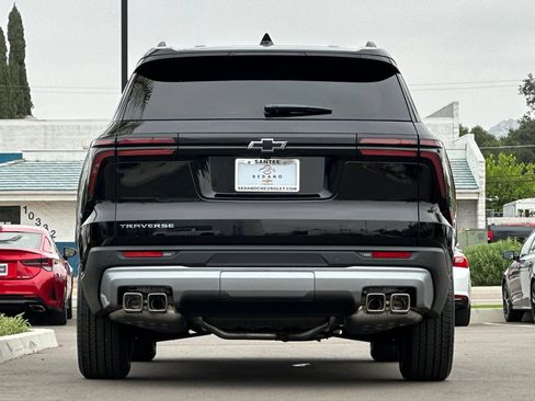 New 2026 Chevrolet Traverse LT FWD image 5