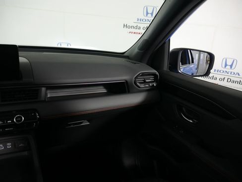 Used 2024 Honda Pilot TrailSport image 14