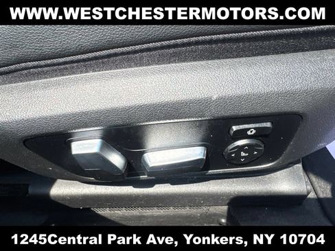Used 2019 BMW 330i xDrive Sedan w/ M Sport Package AWD/4WD image 17