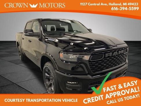 Used 2026 RAM 1500 4x4 Crew Cab image 1