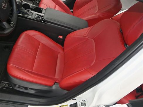 Used 2025 Toyota Camry XSE w/ Premium Plus Package image 10