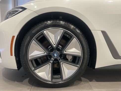 Used 2024 BMW i4 eDrive35 w/ Convenience Package RWD image 7