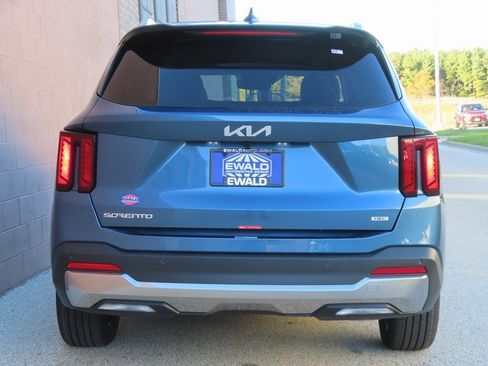 New 2026 Kia Sorento EX image 19