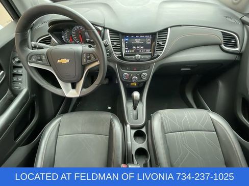 Certified 2022 Chevrolet Trax LT w/ LT Convenience Package image 19
