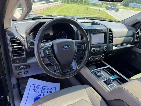 Used 2019 Ford Expedition Limited w/ Equipment Group 301A RWD image 35