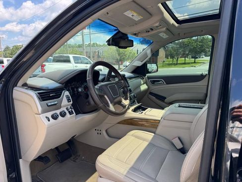 Used 2017 GMC Yukon XL Denali w/ Open Road Package AWD/4WD image 14