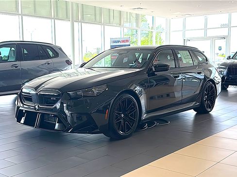 New 2027 BMW M5 Touring AWD/4WD image 2
