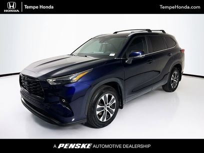 Used 2023 Toyota Highlander XLE