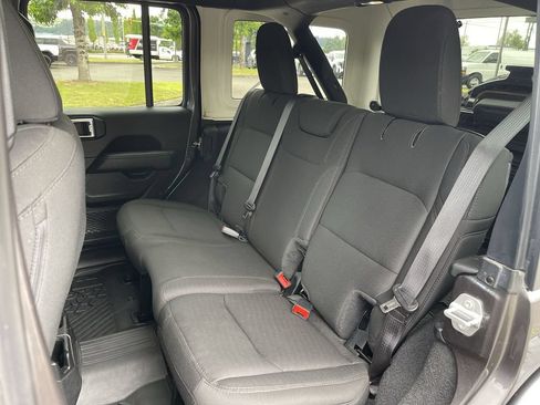 Used 2021 Jeep Wrangler Unlimited Sahara AWD/4WD image 24