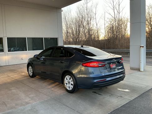Used 2019 Ford Fusion S image 20