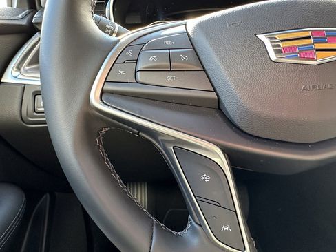 New 2025 Cadillac XT5 Luxury image 21