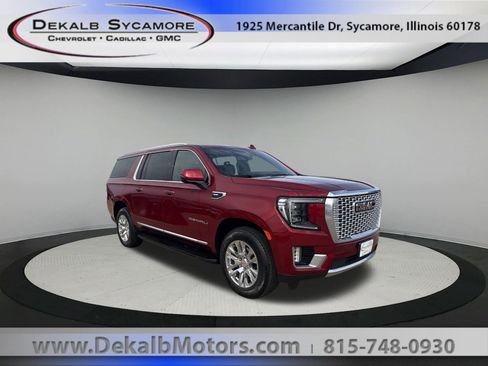 Used 2021 GMC Yukon XL Denali image 1