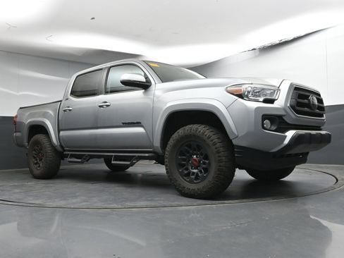 Used 2023 Toyota Tacoma SR5 image 25